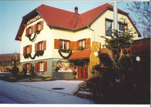 Hostal Maison D'h�tes Les Feuilles D'or