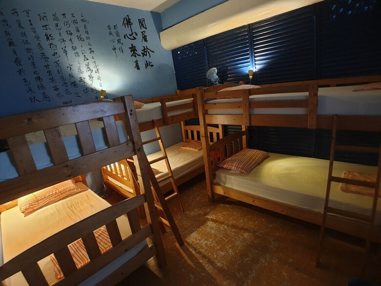 Hostal Dulan Backpacker Dog