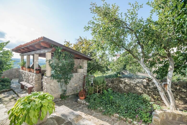 Apartment Pud Oreh / One Bedroom