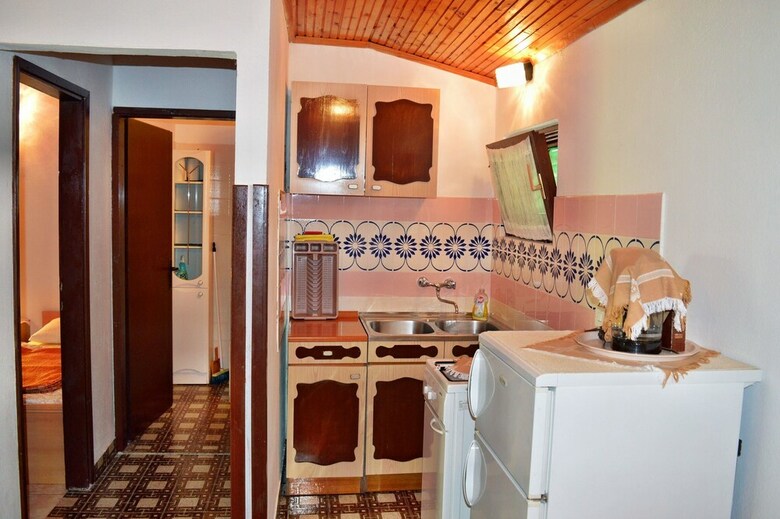 Apartments Pavica Savarin