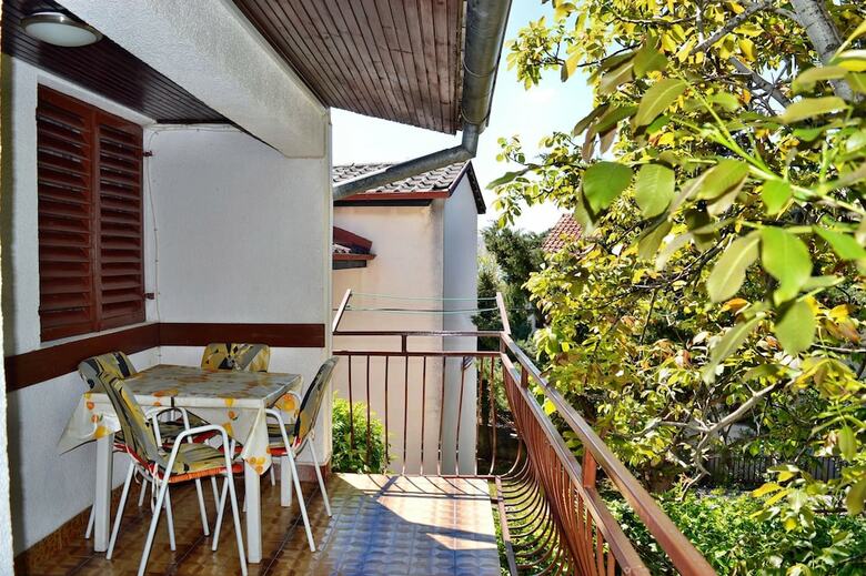 Apartments Pavica Savarin