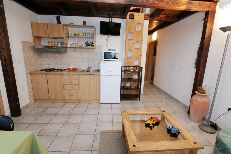 Apartments Maya