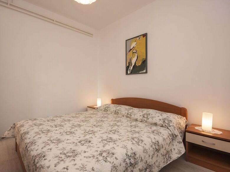 Apartments Vinka Brodarica