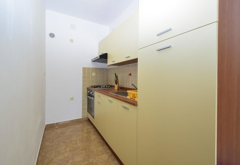 Apartments Komadina M73