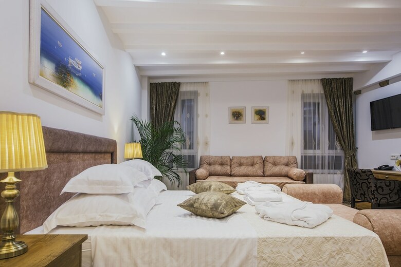 Bed & Breakfast Heritage Hotel Dea Hvar