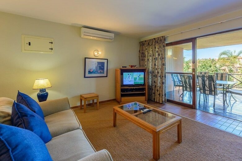 San Lameer Villa Rentals 3206