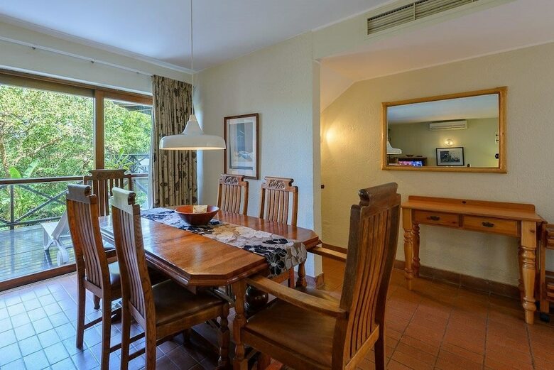 San Lameer Villa Rentals 3206