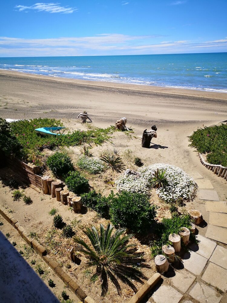 Bed & Breakfast La Duna Beach