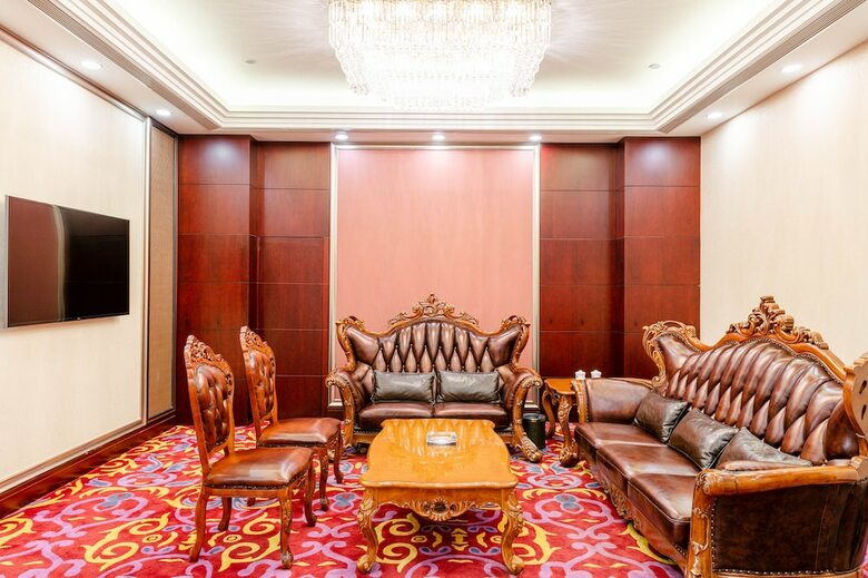Warren Hotel