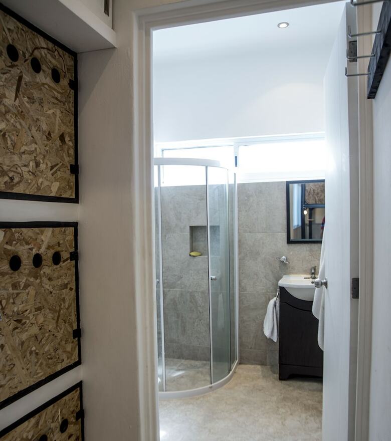 Hostal Urban Beach Chic Hostel