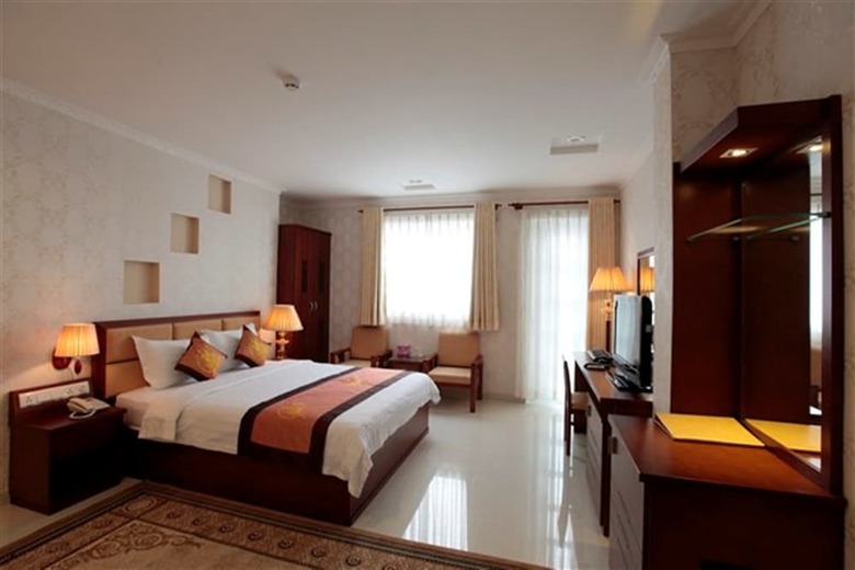 Adora Hotel