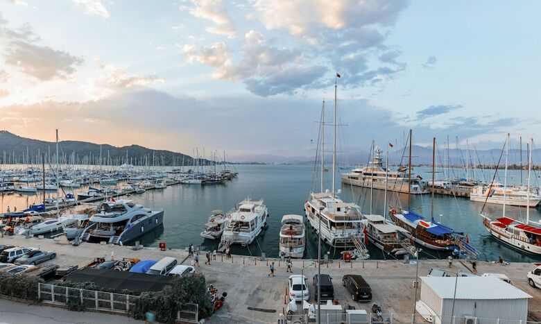 Hotel Harbour Suites