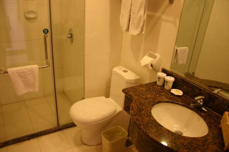 Greentree Inn Laiwu West Laiwu Road Express Hotel