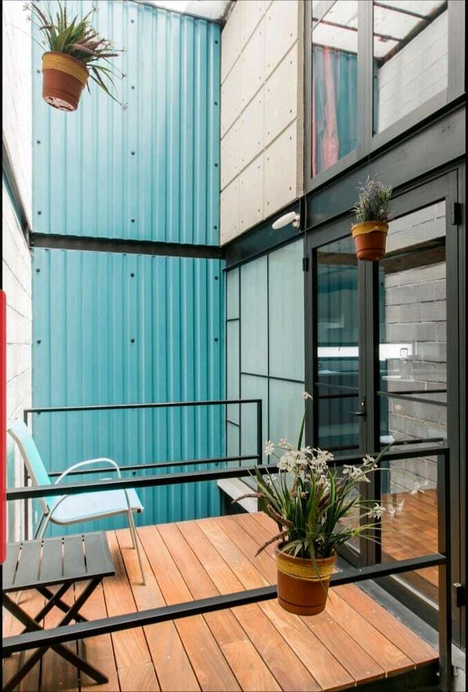 Apartamentos Cozy Loft With Balcony