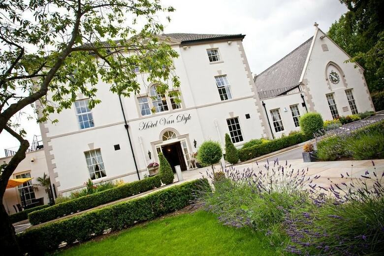 Hotel Van Dyk By Wildes