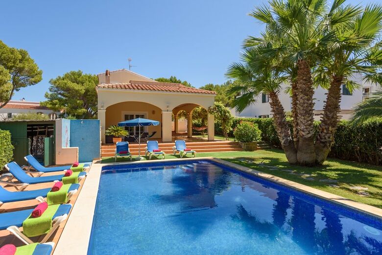 Villa Lossuenos