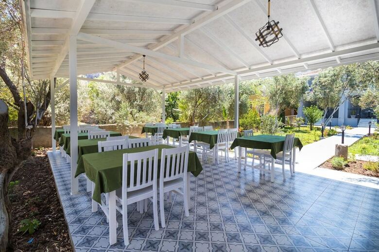 Hotel Karia Konuk Evi