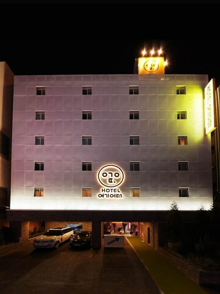 Hotel Yeogiuhtte Jamsil