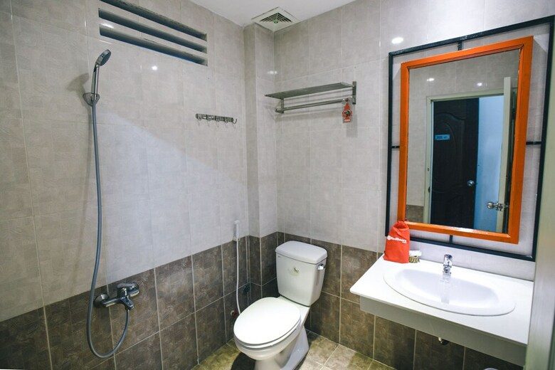 Hotel Reddoorz @ Trung Son Residence 3