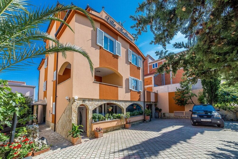 Apartments Villa Mediteran