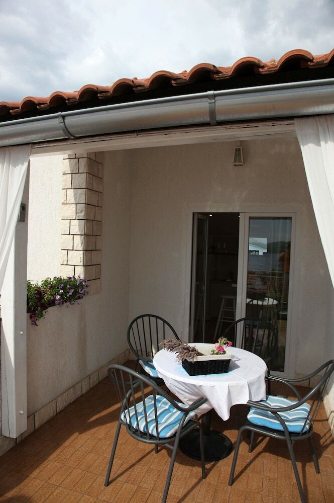 Apartments Ana Zaboric