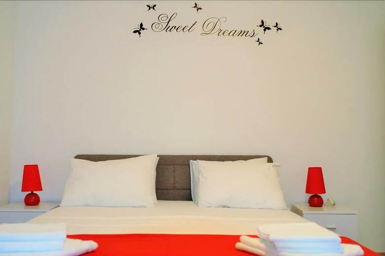 Apartments Zora 1629