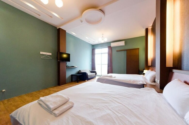 Hotel Snore Inn