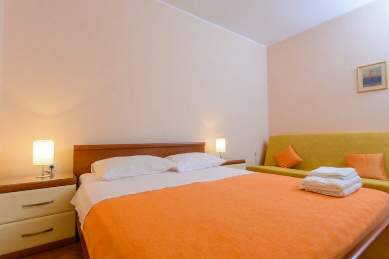 Apartments Anton