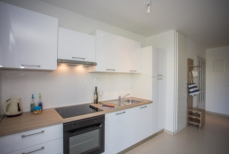 Apartments Enelani