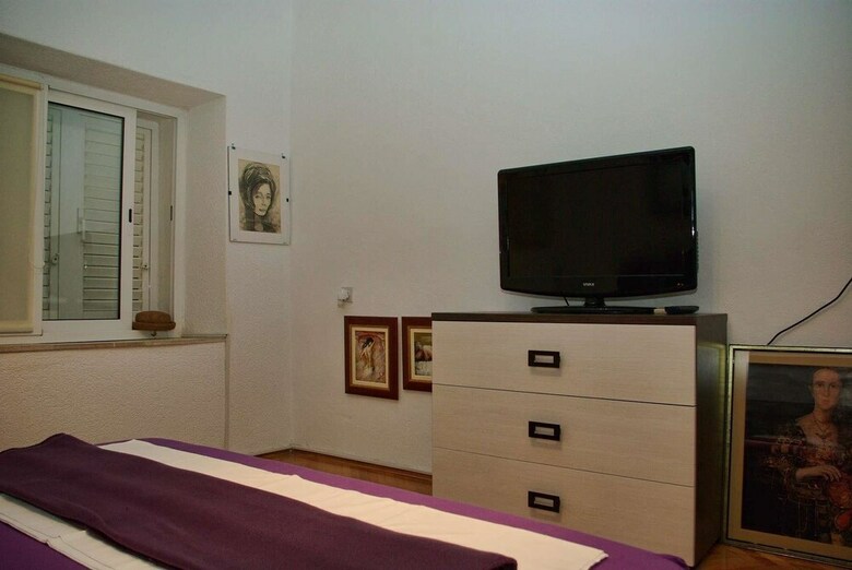 Apartments Alenka Makarska
