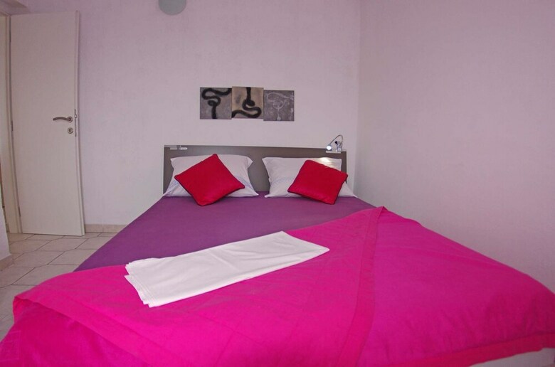 Apartments Alenka Makarska