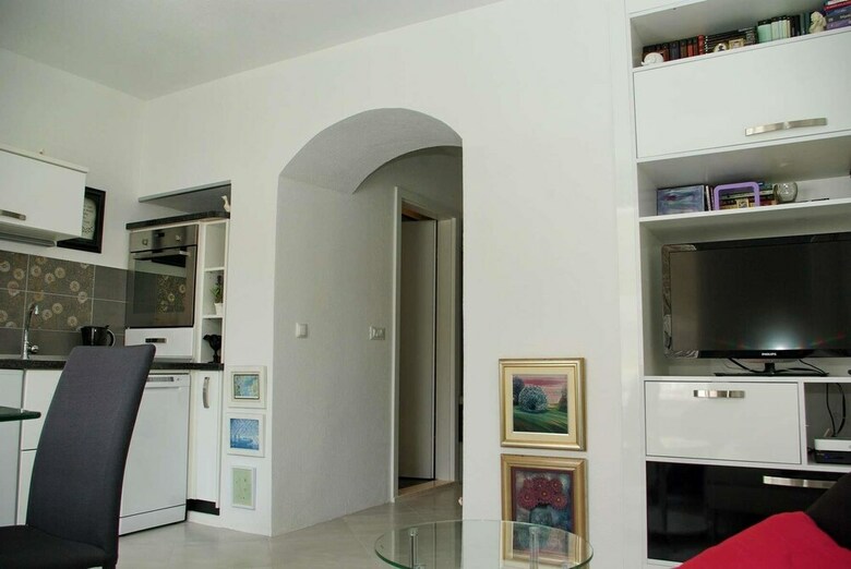 Apartments Alenka Makarska