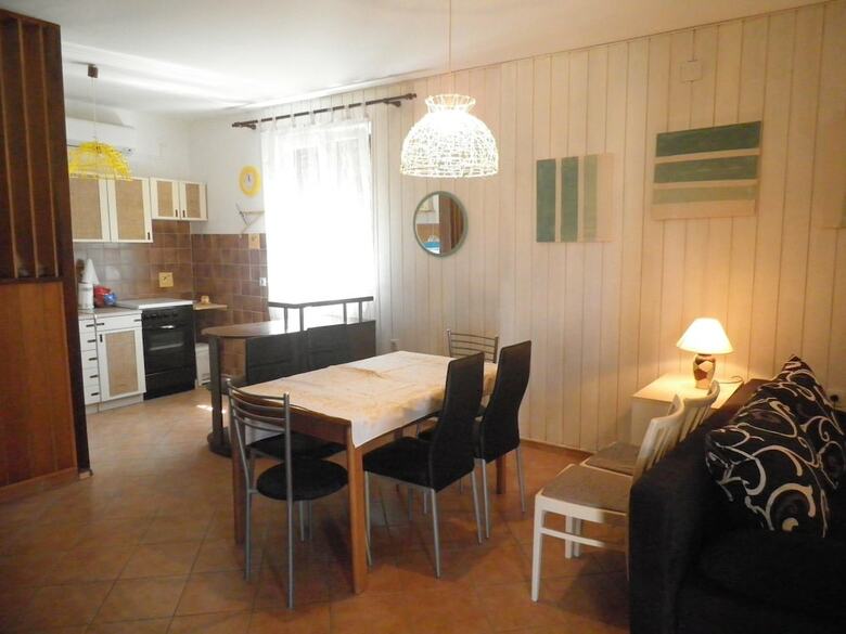 Apartments Vesna Sup.draga