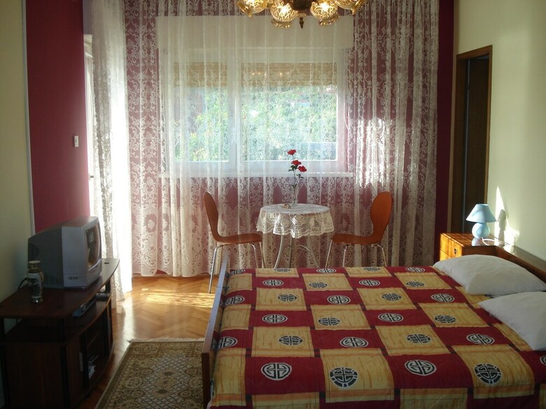 Apartments Kostovic