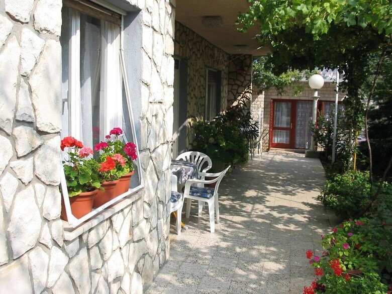 Apartments Gorana Novi V