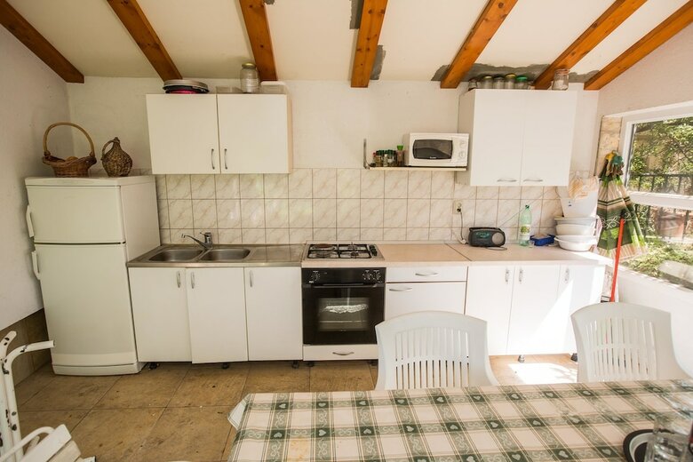 Apartments Lon?ar
