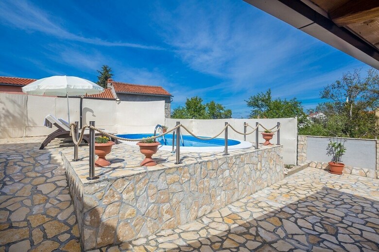 Apartamentos Holiday House Ivana