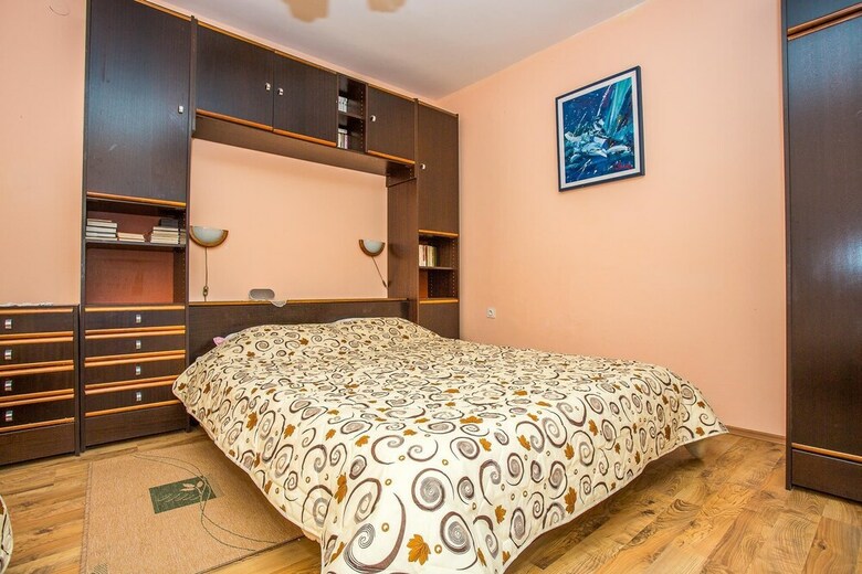 Apartments ?ulina