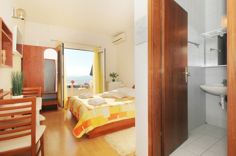 Apartments Topic B.voda