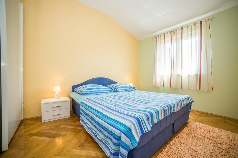 Apartments Ivo Kastel L / Three Bedrooms
