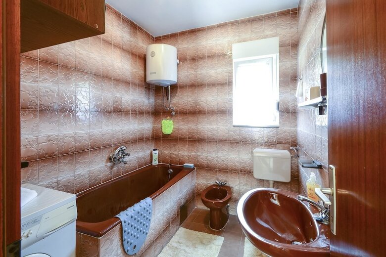 Apartments Jadranka / Polinovac One Bedroom A1