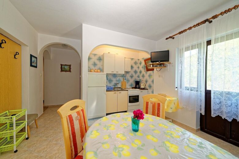 Apartments Danijela Rab