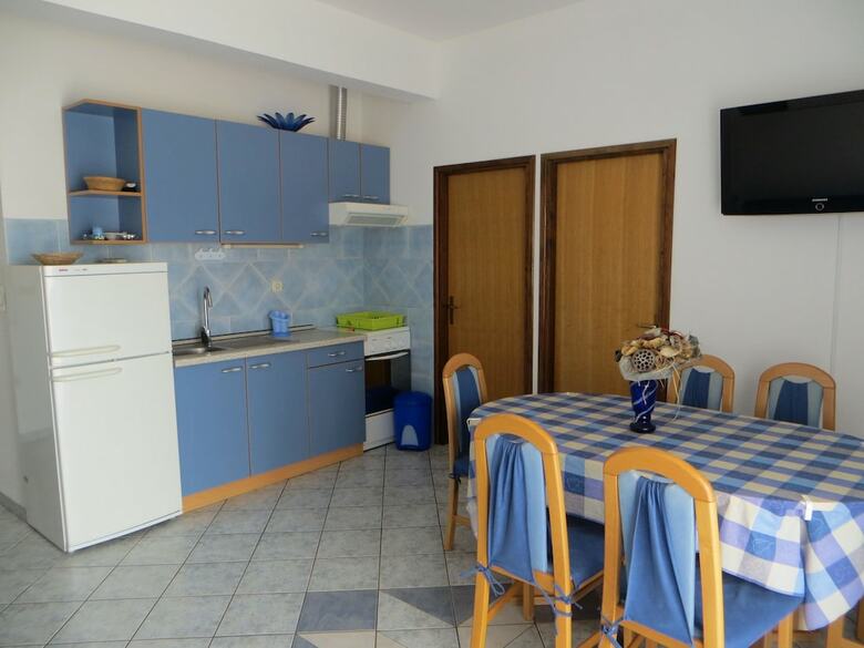 Apartments Marko Seline