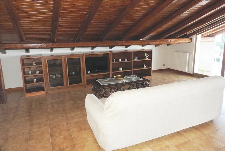 Apartamento Mansarda Sul Mare Dei Ciclopi