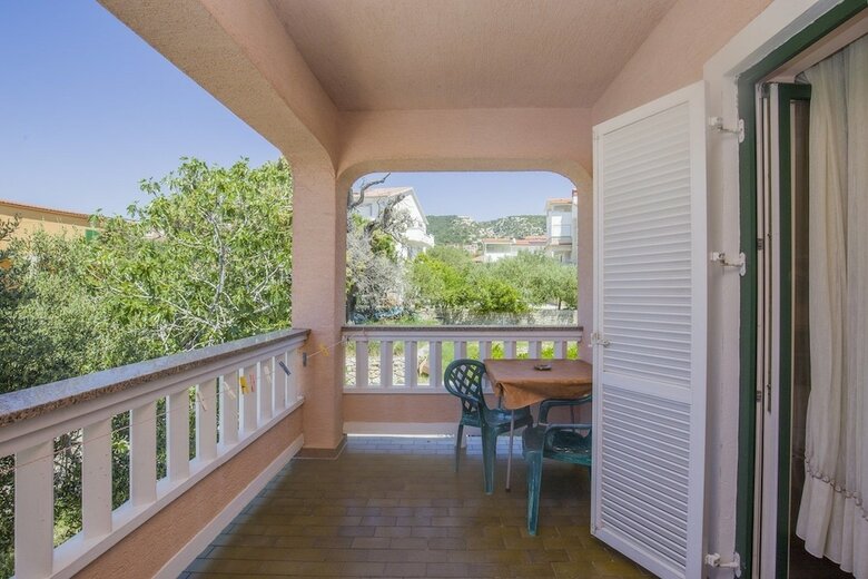 Apartamentos Rooms An?ela Banjol