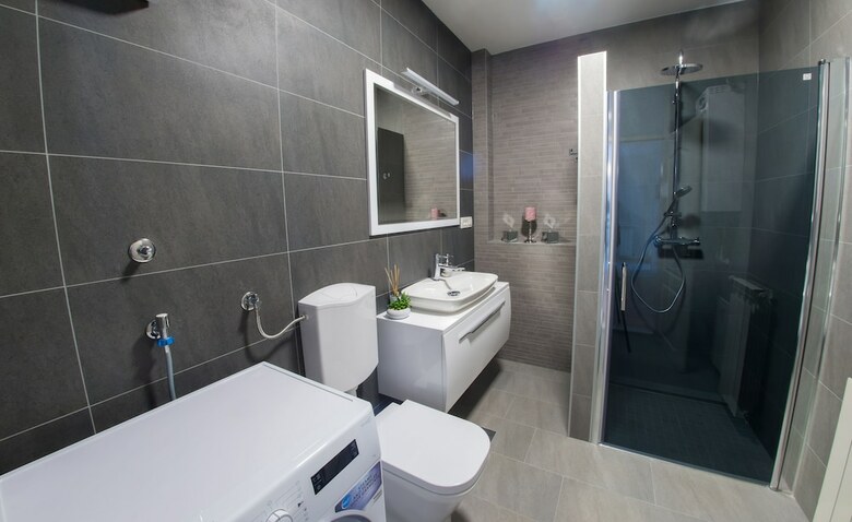 Luxury Apartment Infinity