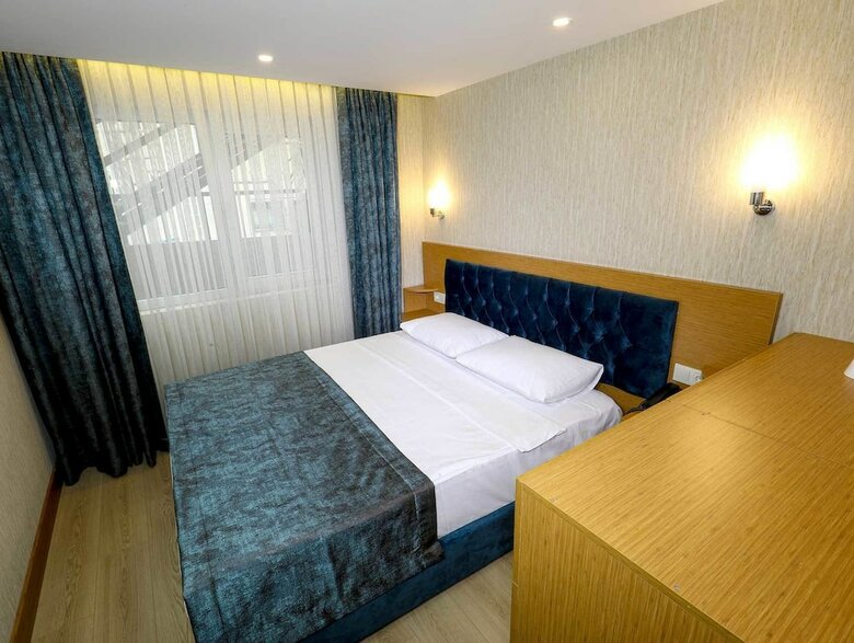 Hotel Grand Elmira Suites