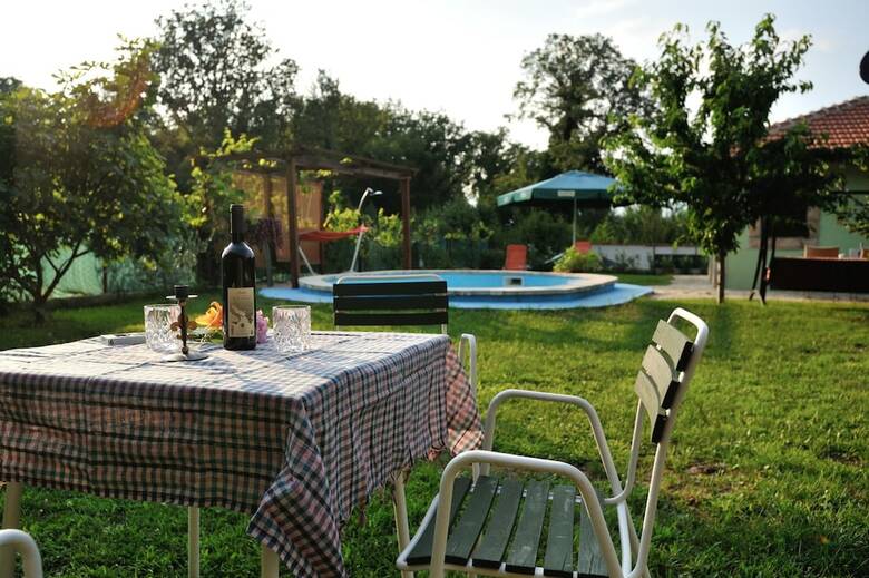 Hotel Vacation Home Little Paradise