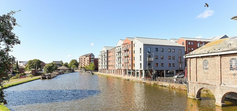 Hotel The Towpath- Campus Accommodation