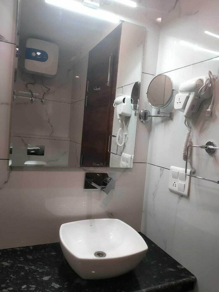 Hotel Jd Heavens